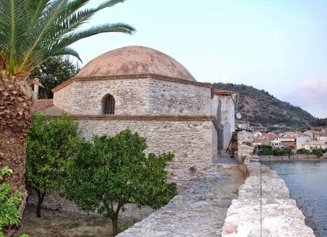 Το Φετιχιέ Τζαμί στη Ναύπακτο