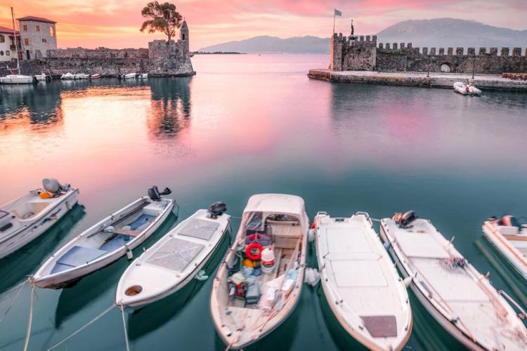 Ναύπακτος. Η παραθαλάσσια καστροπολιτεία