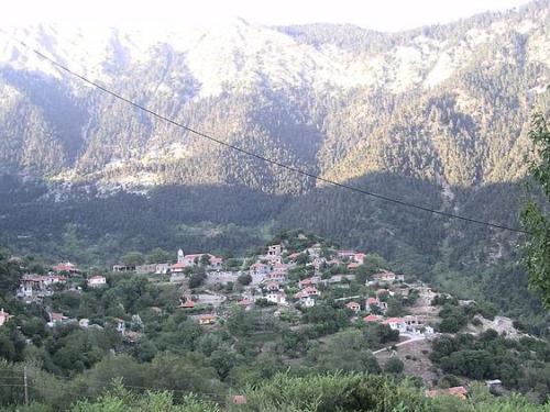 Αμπελακιώτισσα Ναυπακτίας: Απόσταγμα γαλήνης.