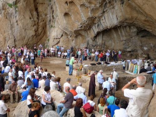 Βαράσοβα: Το Άγιο Όρος της Αιτωλίας