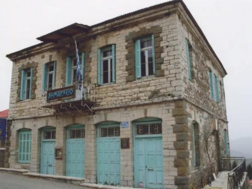 Κράβαρα – Διασχίζοντας τη φύση και την ιστορία