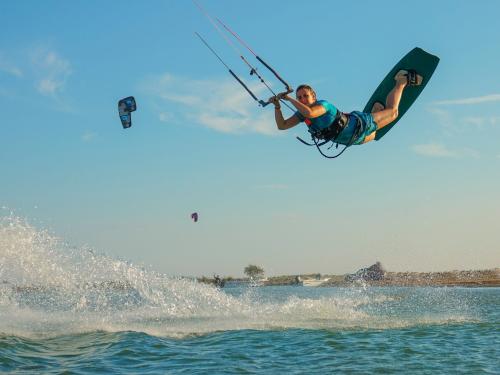 Τα καλύτερα μέρη για kite surf στην Ελλάδα