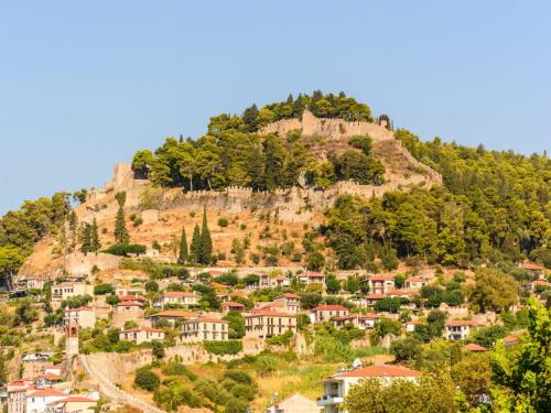Ναύπακτος – Ορεινή Ναυπακτία: Mια πολιτιστική περιήγηση που αξίζει να μπει στο ταξιδιωτικό σας πρόγραμμα